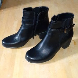 Women's boots